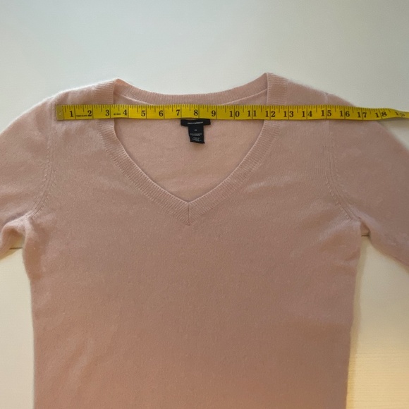 Halogen Nordstrom V-Neck 100% Cashmare Sweater Light Lavender Size M - Picture 11 of 14